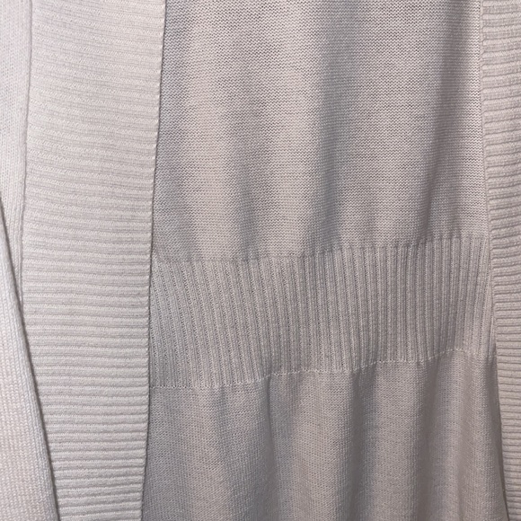 🤍🧥 - Picture 3 of 5